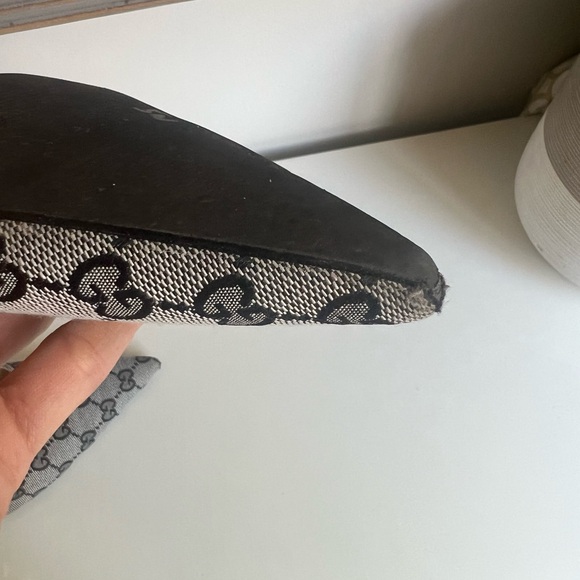 Gucci Women's Black and Gray Heels - Picture 11 of 11